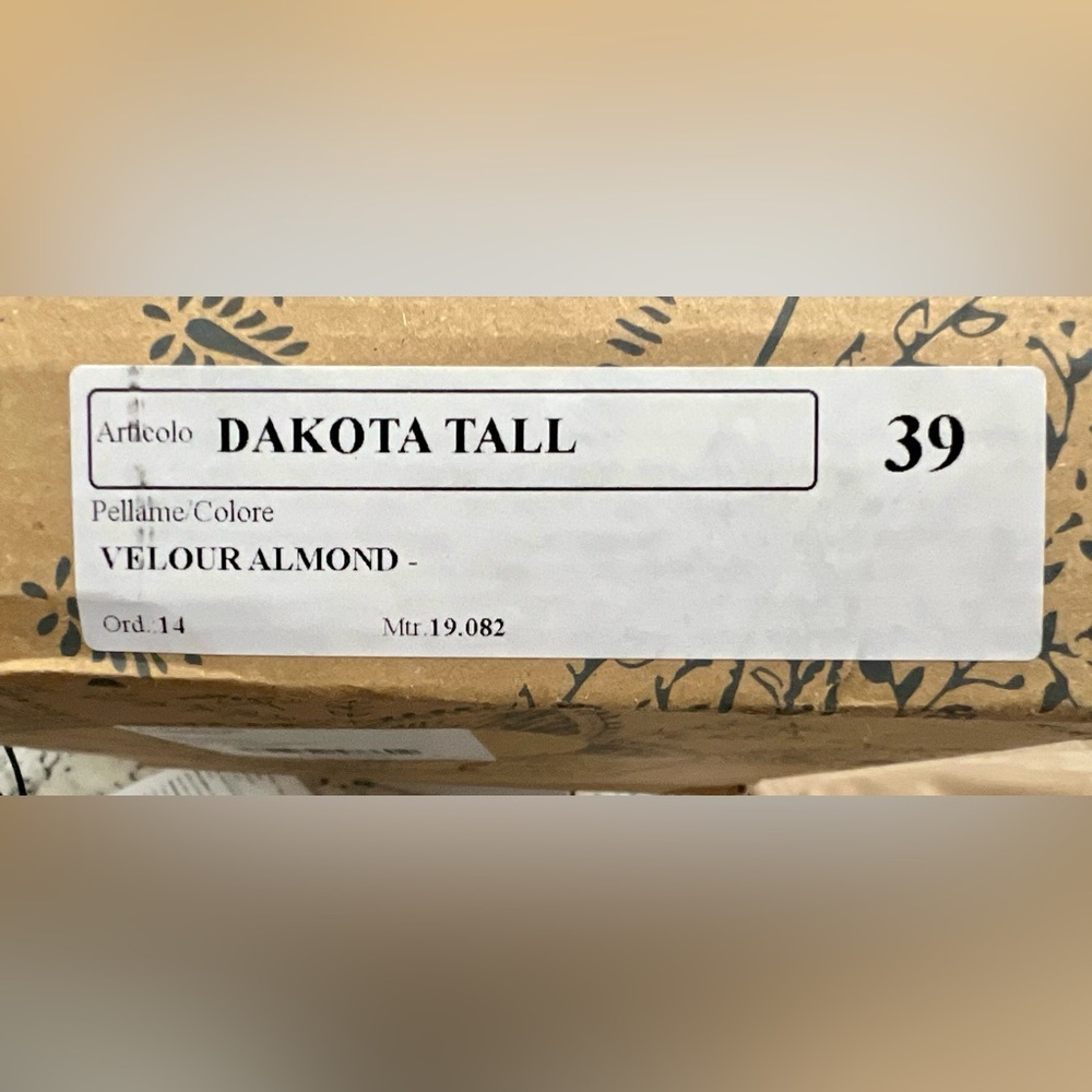 Free People Dakota Tall Knee high distressed suede boots-Velour Almond 39/US8.5 - Picture 8 of 10